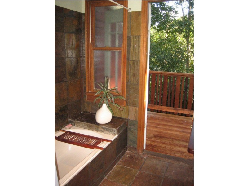 39 Matong Drive, Ocean Shores NSW 2483