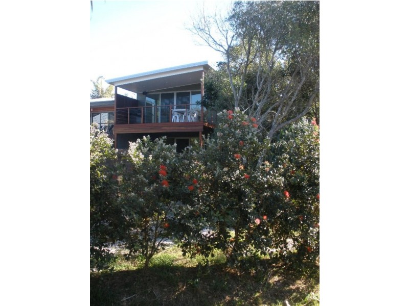 10 Pacific Esplanade, South Golden Beach NSW 2483
