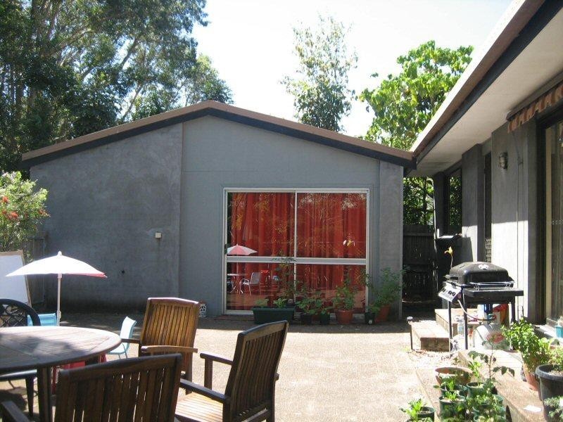 32 Gloria Street, South Golden Beach NSW 2483