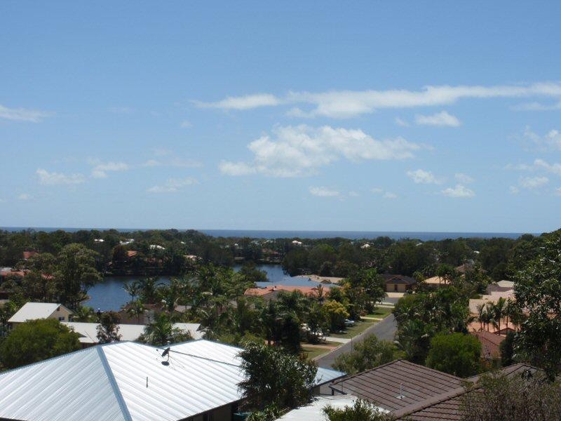 18 Palmer Avenue, Ocean Shores NSW 2483