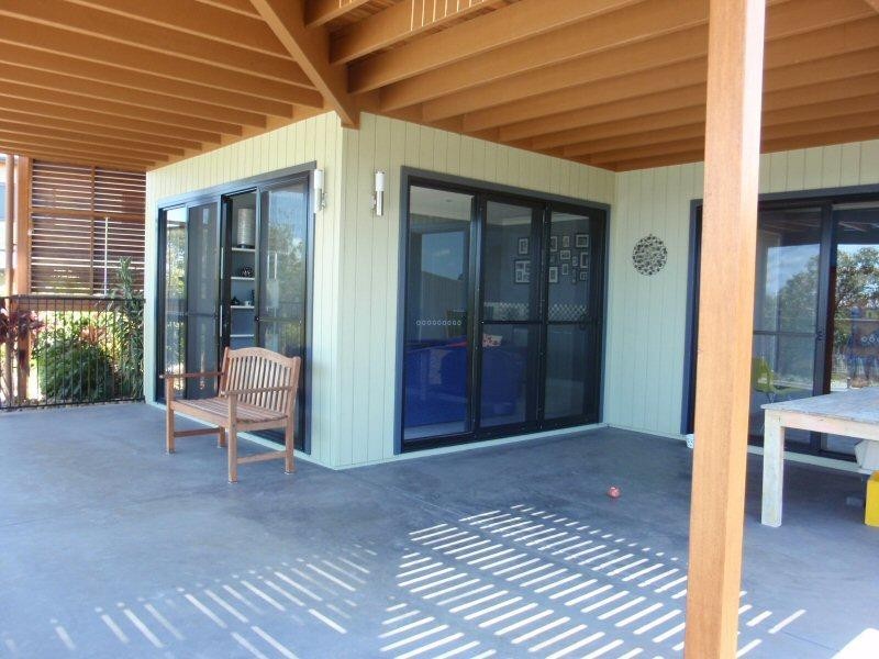 18 Palmer Avenue, Ocean Shores NSW 2483