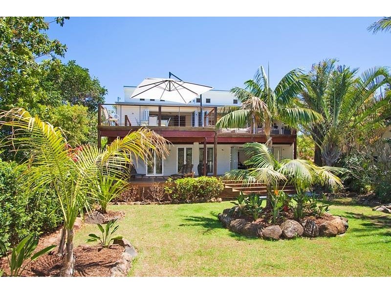18 Pacific Esplanade, South Golden Beach NSW 2483