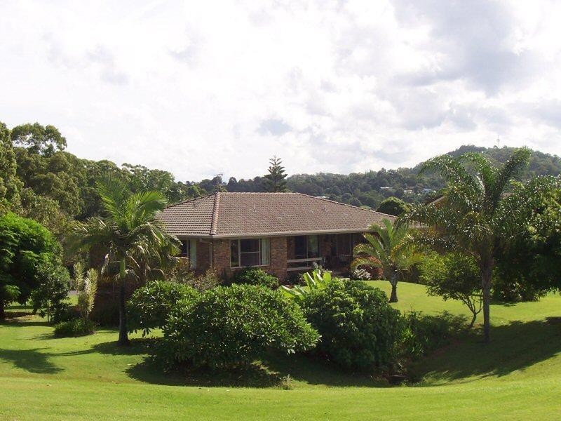 20 Narooma Drive, Ocean Shores NSW 2483