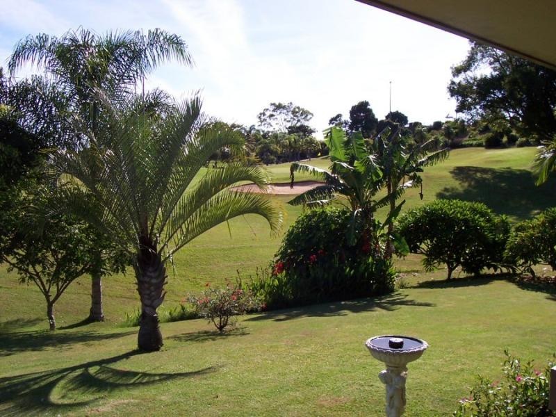 20 Narooma Drive, Ocean Shores NSW 2483