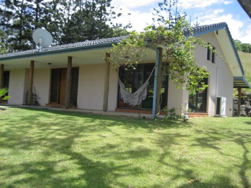 1 Chinamans Hill Road, Middle Pocket NSW 2483