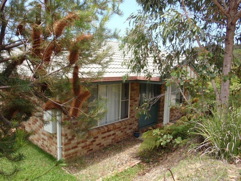 1 Ceron Court, Ocean Shores NSW 2483