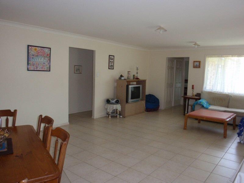 1 Ceron Court, Ocean Shores NSW 2483