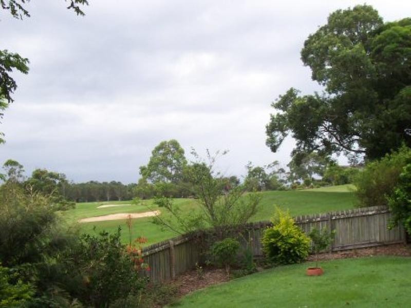 18 Narooma Drive, Ocean Shores NSW 2483