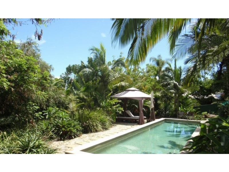 8 Kiyung Court, Ocean Shores NSW 2483