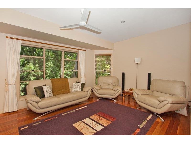 22 Flinders Way, Ocean Shores NSW 2483