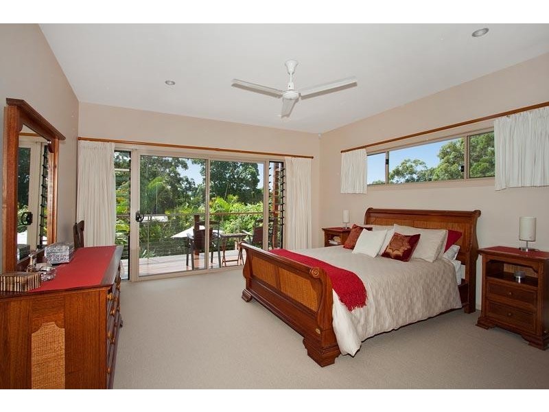 22 Flinders Way, Ocean Shores NSW 2483