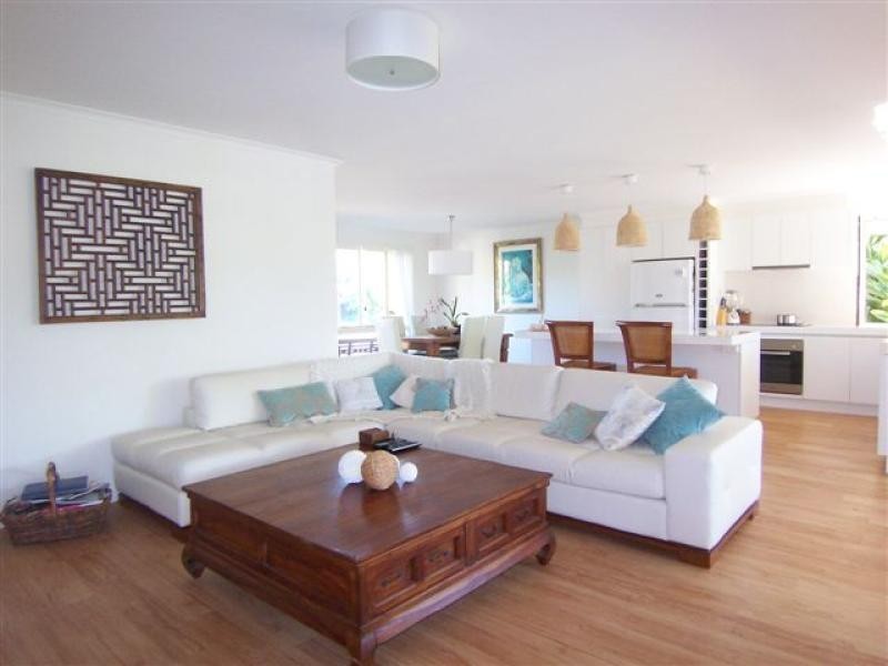 30 Natan Court, Ocean Shores NSW 2483