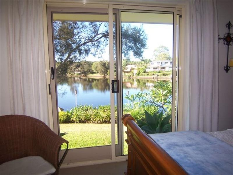 30 Natan Court, Ocean Shores NSW 2483