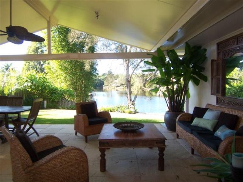 30 Natan Court, Ocean Shores NSW 2483