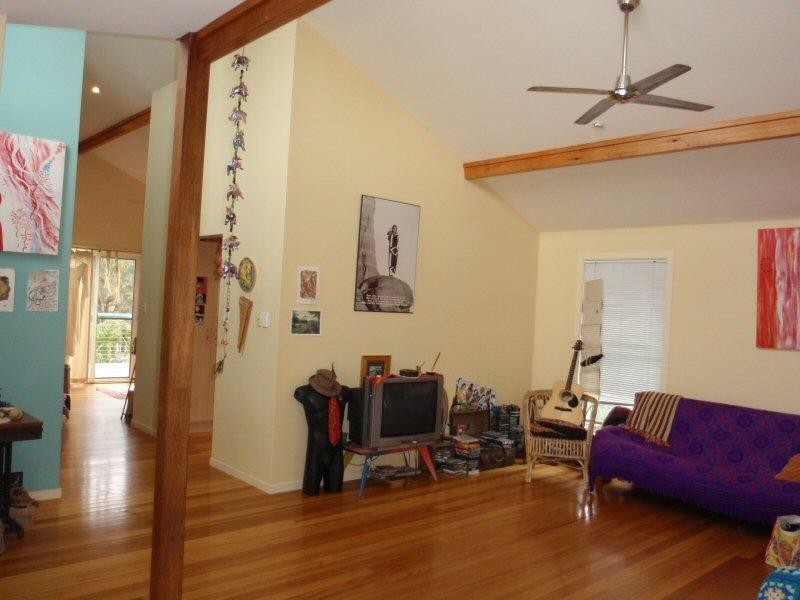 7 Kallaroo Circuit, Ocean Shores NSW 2483