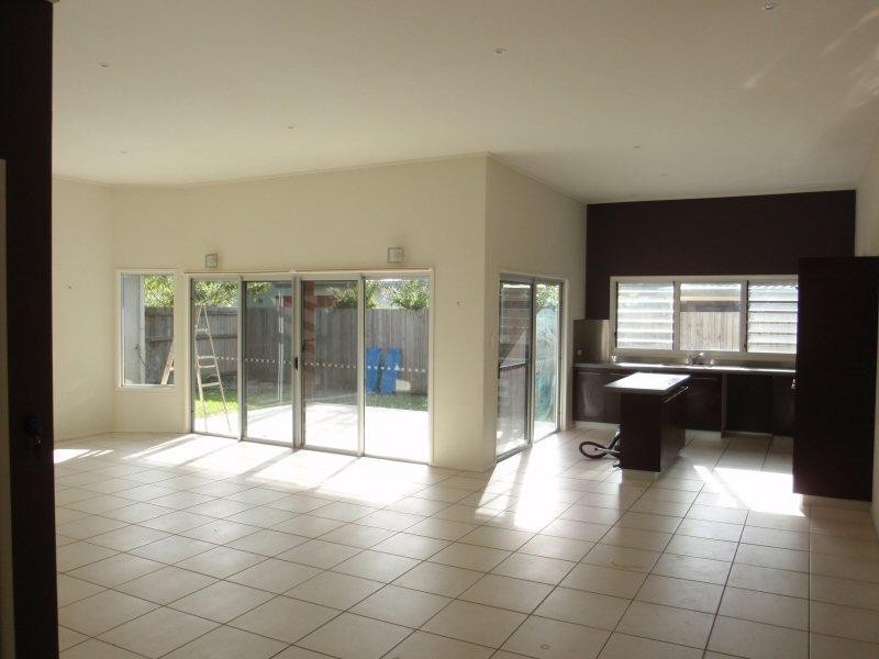 2/46 Rajah Road, Ocean Shores NSW 2483