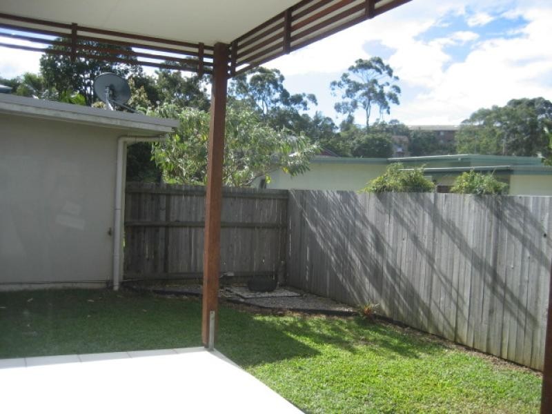 2/46 Rajah Road, Ocean Shores NSW 2483