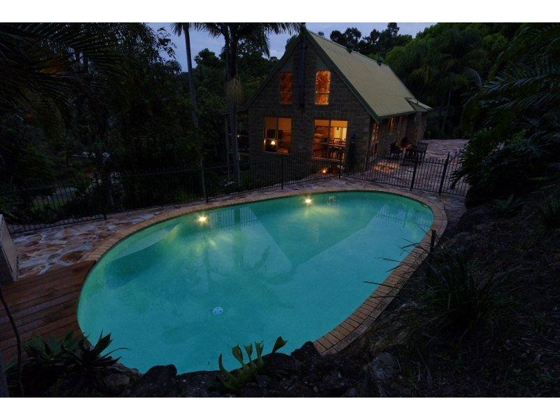 6 Gin Gin Crescent, Ocean Shores NSW 2483