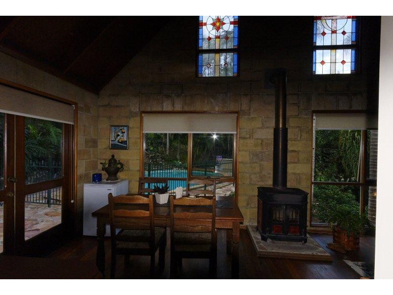 6 Gin Gin Crescent, Ocean Shores NSW 2483