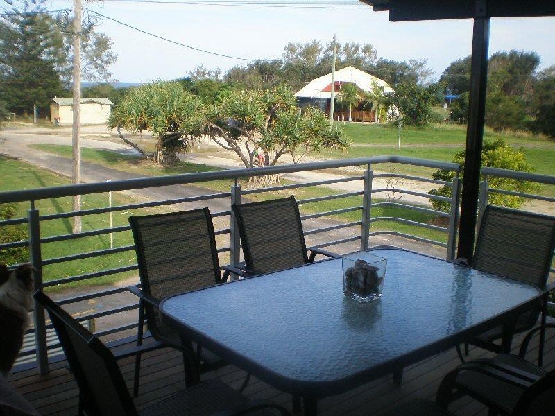 1 Beach Avenue, South Golden Beach NSW 2483