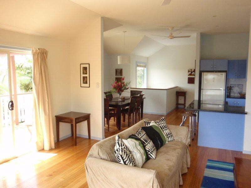 22 Muli Muli Avenue, Ocean Shores NSW 2483