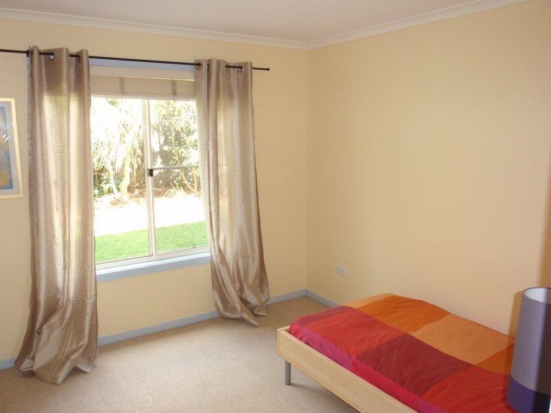 22 Muli Muli Avenue, Ocean Shores NSW 2483