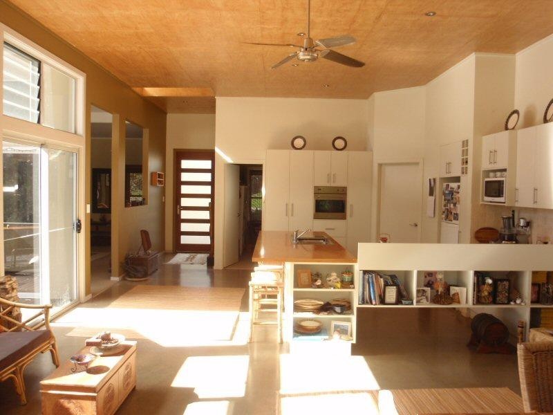 25 Flinders Way, Ocean Shores NSW 2483