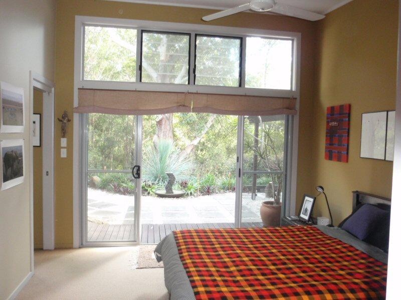 25 Flinders Way, Ocean Shores NSW 2483