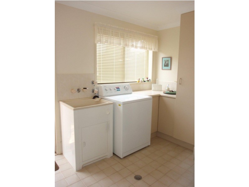 29 Yallakool Drive, Ocean Shores NSW 2483