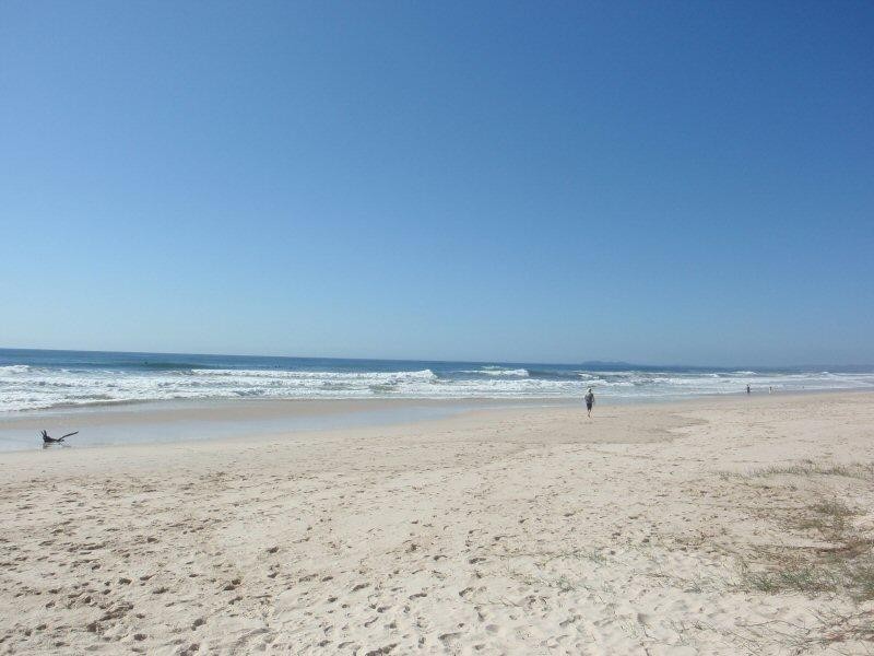 17 Pacific Esplanade, South Golden Beach NSW 2483
