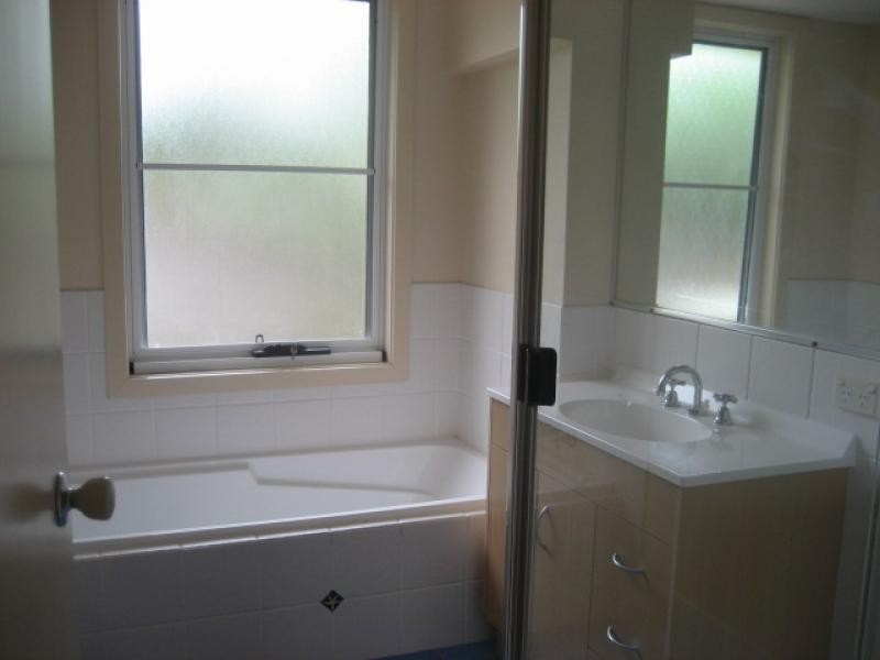 12 MULI MULI AVE FERN BEACH, Ocean Shores NSW 2483