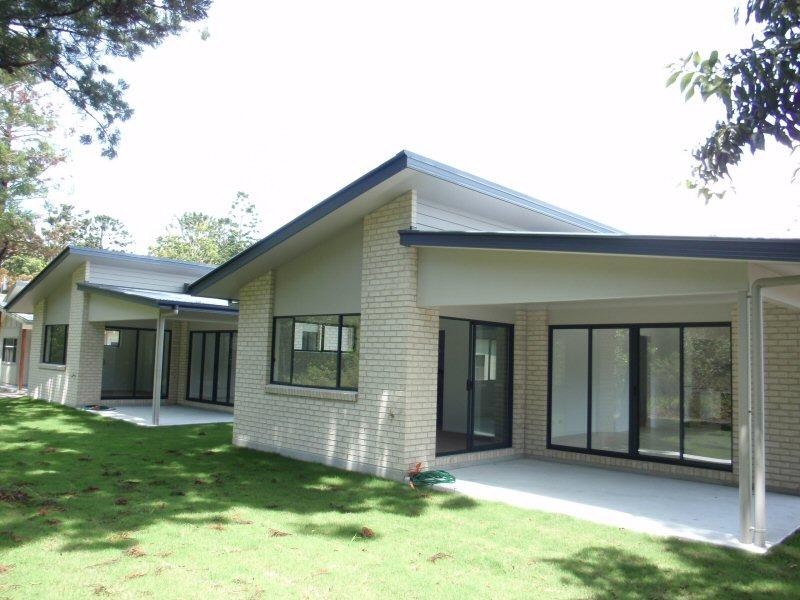 15 Boondoon Crescent, Ocean Shores NSW 2483