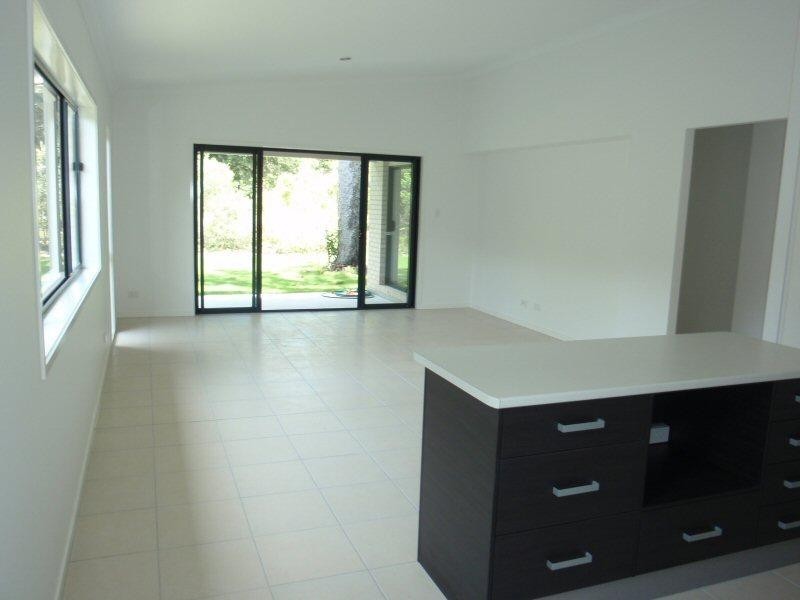 15 Boondoon Crescent, Ocean Shores NSW 2483