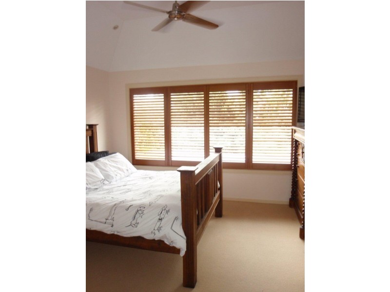 15 Rangal Road, Ocean Shores NSW 2483