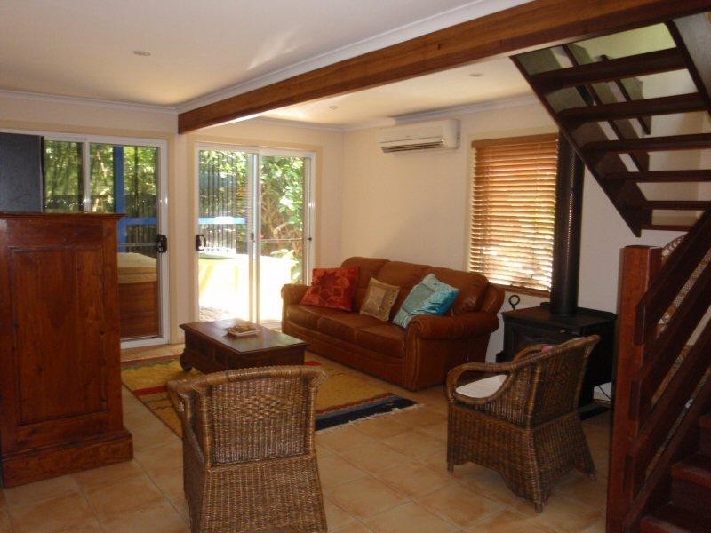 15 Rangal Road, Ocean Shores NSW 2483