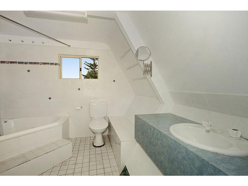 12 Pacific Esplanade, South Golden Beach NSW 2483