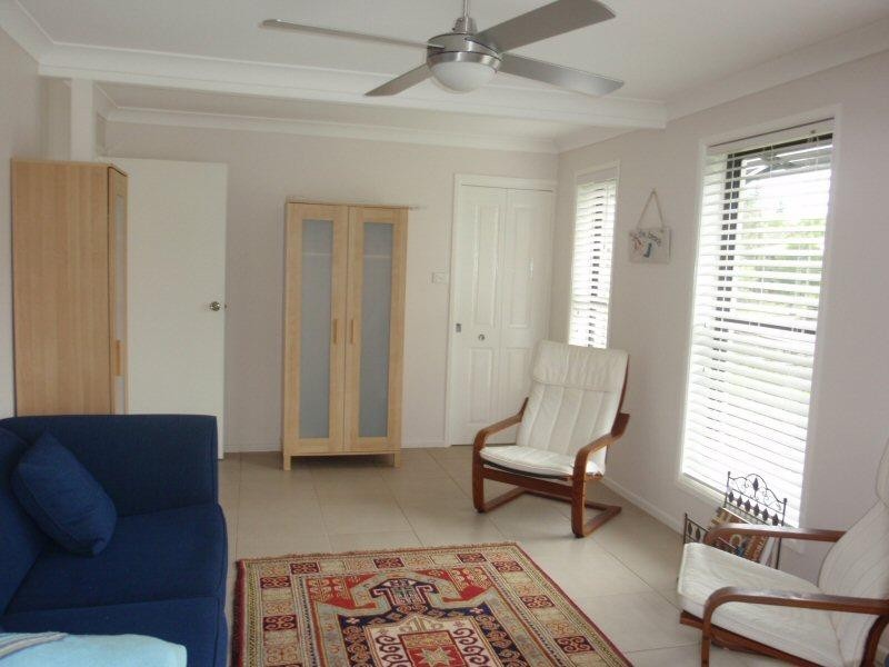 10 Beach Avenue, South Golden Beach NSW 2483