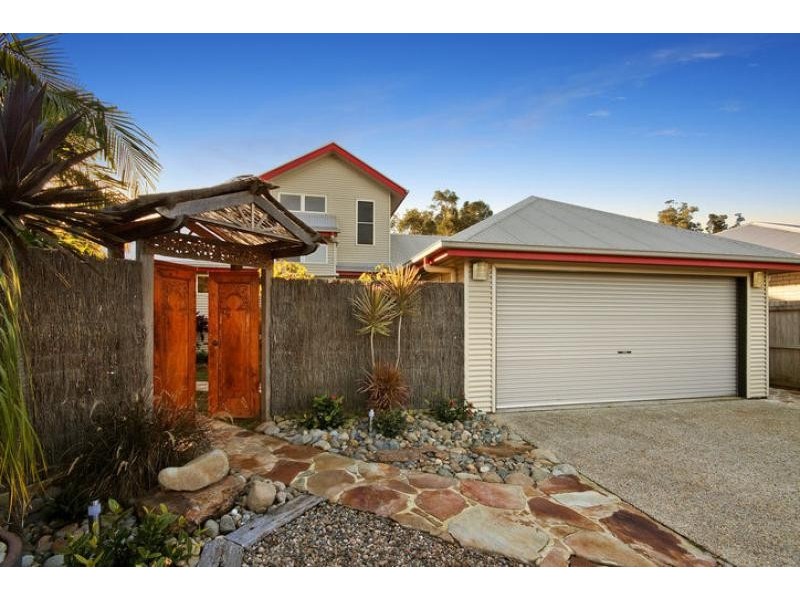 38 Mia Court, Ocean Shores NSW 2483