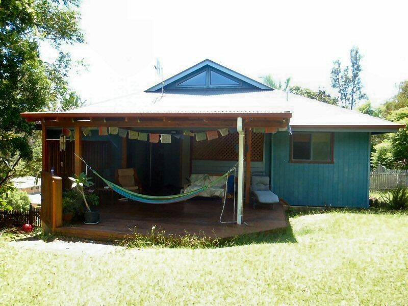 8 Matong Drive, Ocean Shores NSW 2483