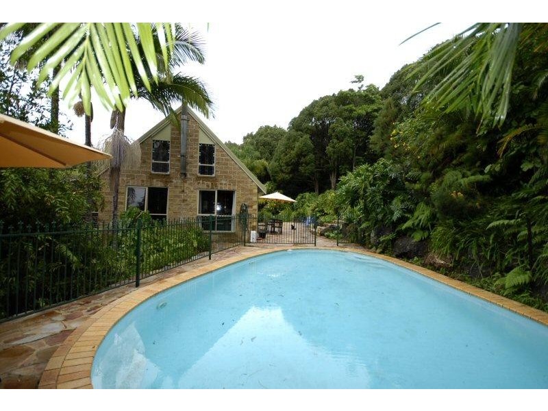 6 Gin Gin Crescent, Ocean Shores NSW 2483