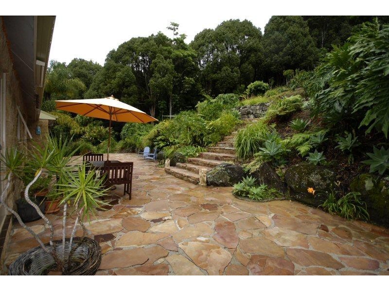 6 Gin Gin Crescent, Ocean Shores NSW 2483