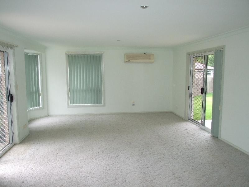 54 LAWSON CRESCENT, Taree NSW 2430