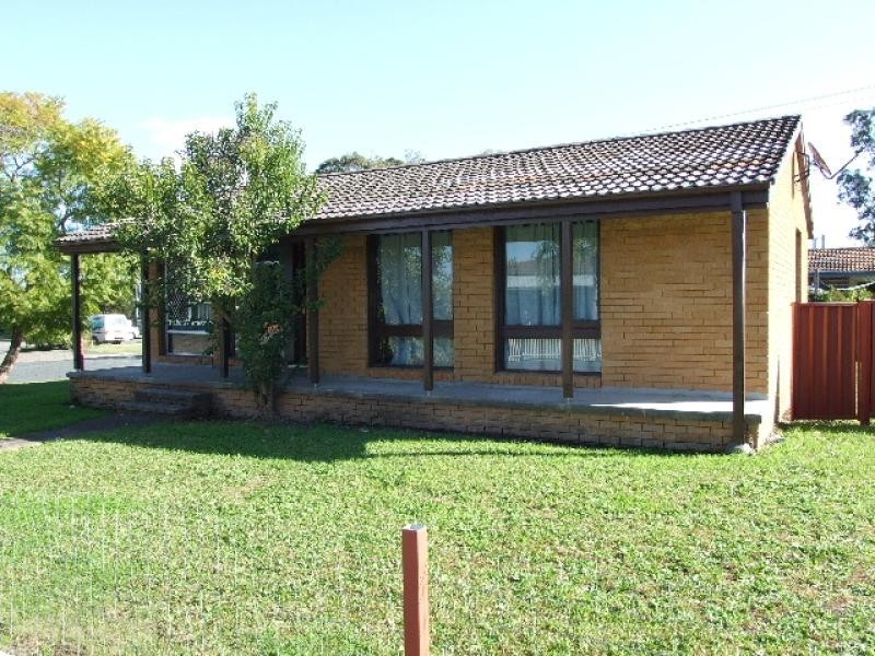 2 DUNOON STREET, Taree NSW 2430