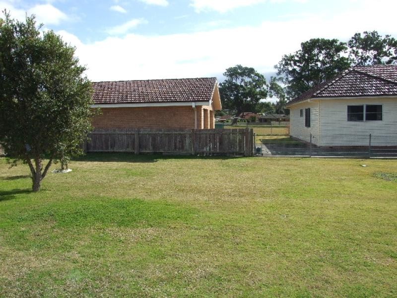 27 Chatham Avenue, Taree NSW 2430