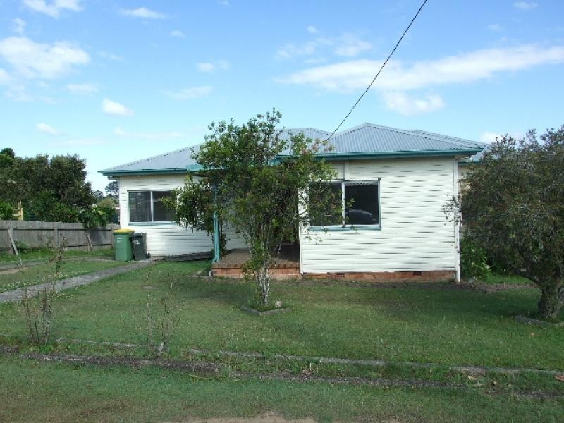 34 Edinburgh Drive, Taree West NSW 2430