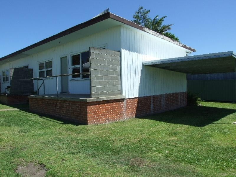 Unit 4/125 High Street, Taree West NSW 2430