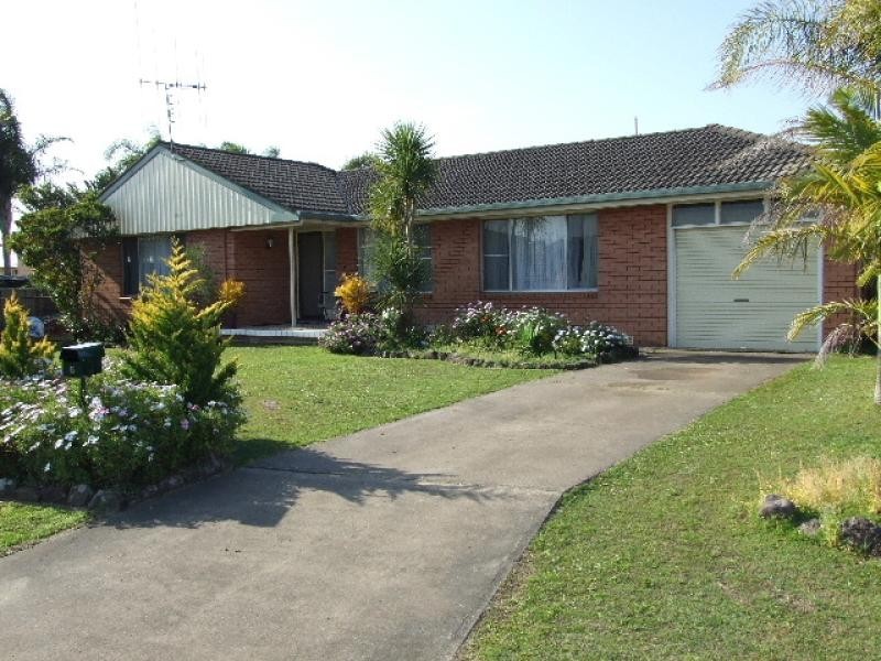 6 Wattle Close, Taree NSW 2430