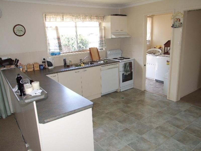 6 Wattle Close, Taree NSW 2430