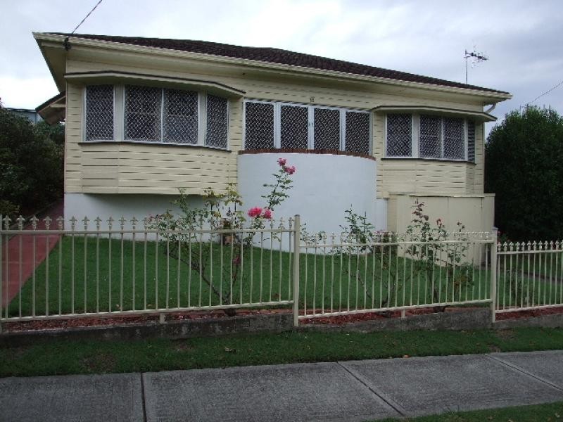 75 Wynter Street, Taree NSW 2430