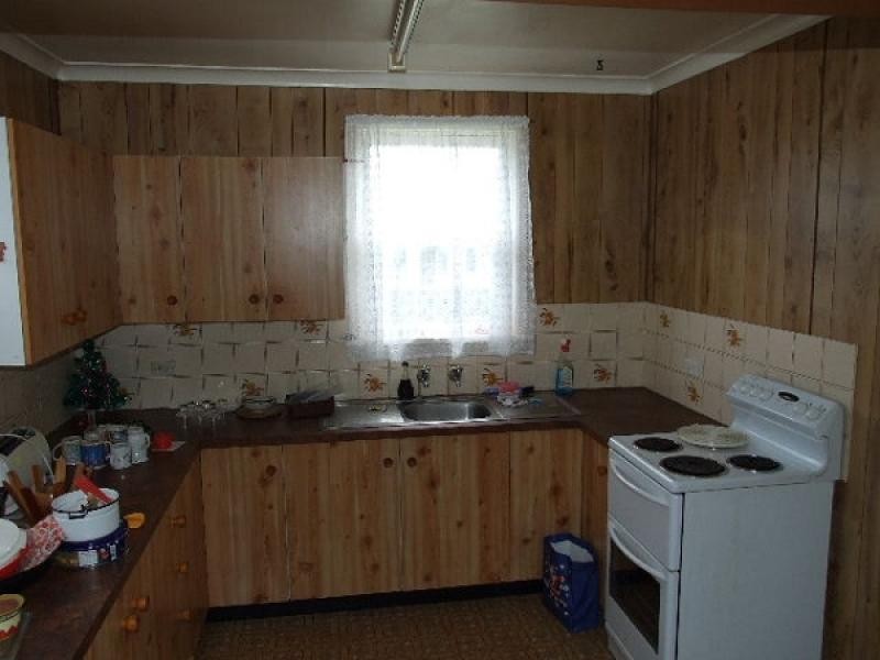 11 Hooke Street, Taree NSW 2430